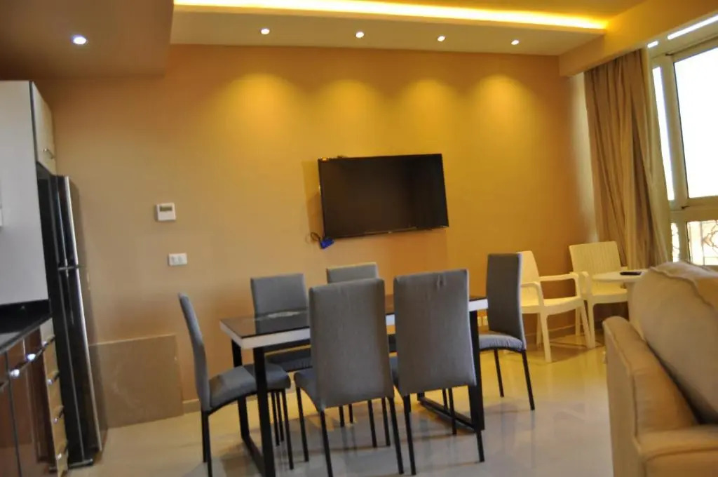 luxury Two bedroom Apartment with sea view