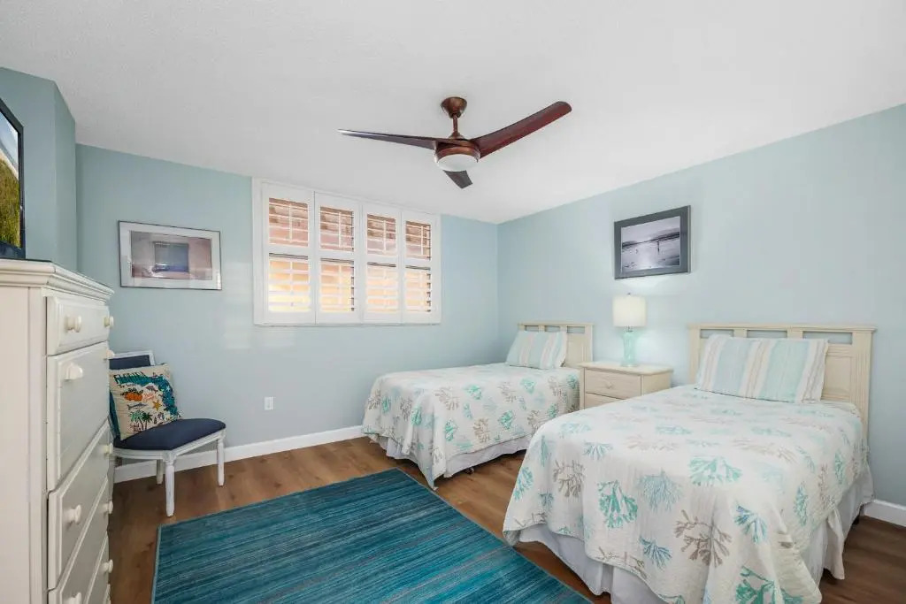 Sand Dollar III 308, 3 Bedrooms, Pool Access, WiFi, Tennis, Sleeps 6