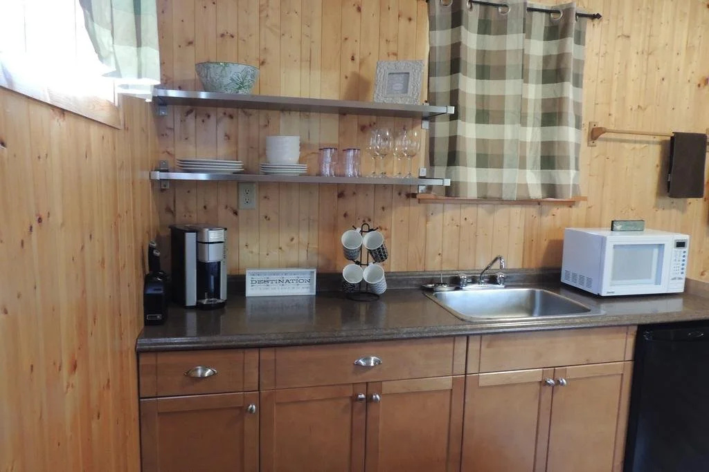 Remote Renfrew Riverside Retreat