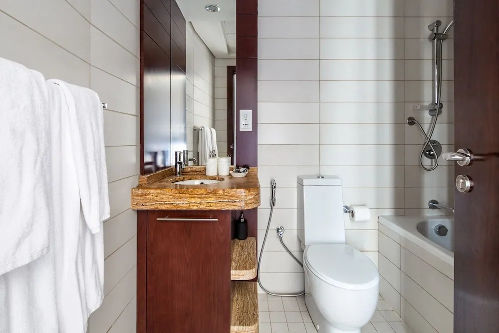 Sophisticated 2BR With Stunning Burj Khalifa Views