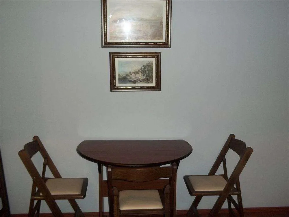 Ulas Suites & Apartments
