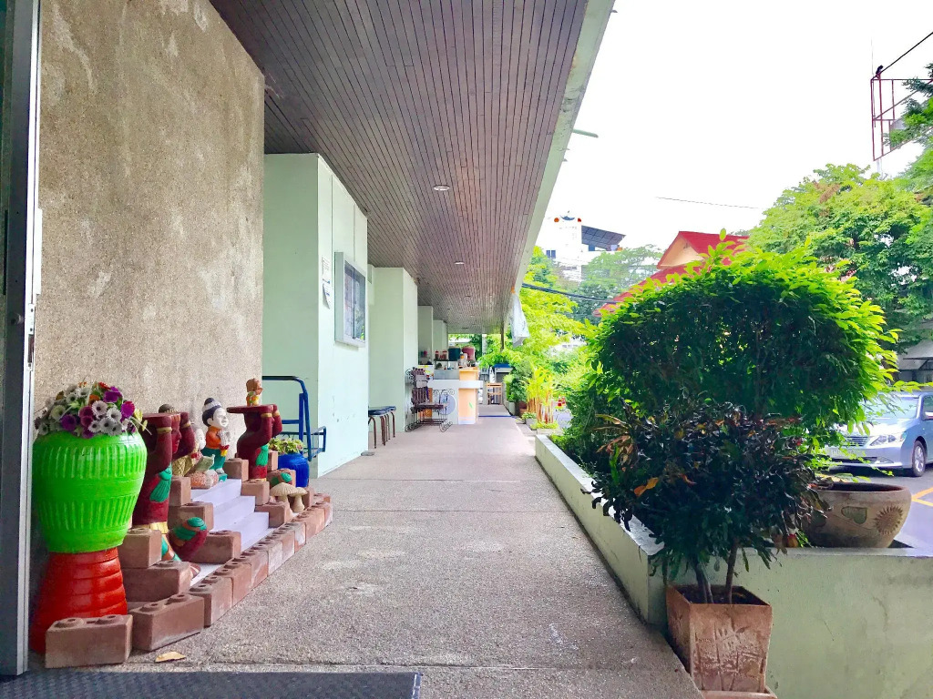 Coop Dopa Hostel