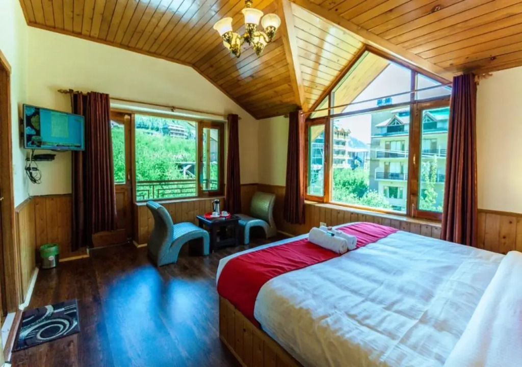 OYO 1837 Hotel Golden Meadows