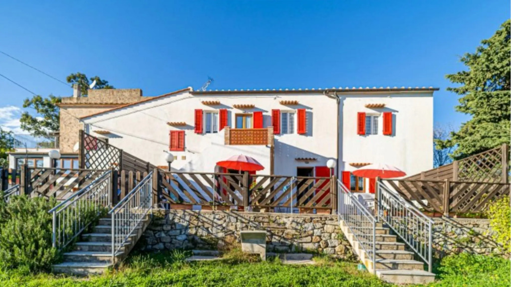 Two-room apartment in La Pila, 2 km from the beaches of Marina di Campo and Procchio-BILOCALE I CAPANNILI