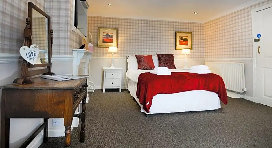 THE Waterloo Arms Hotel