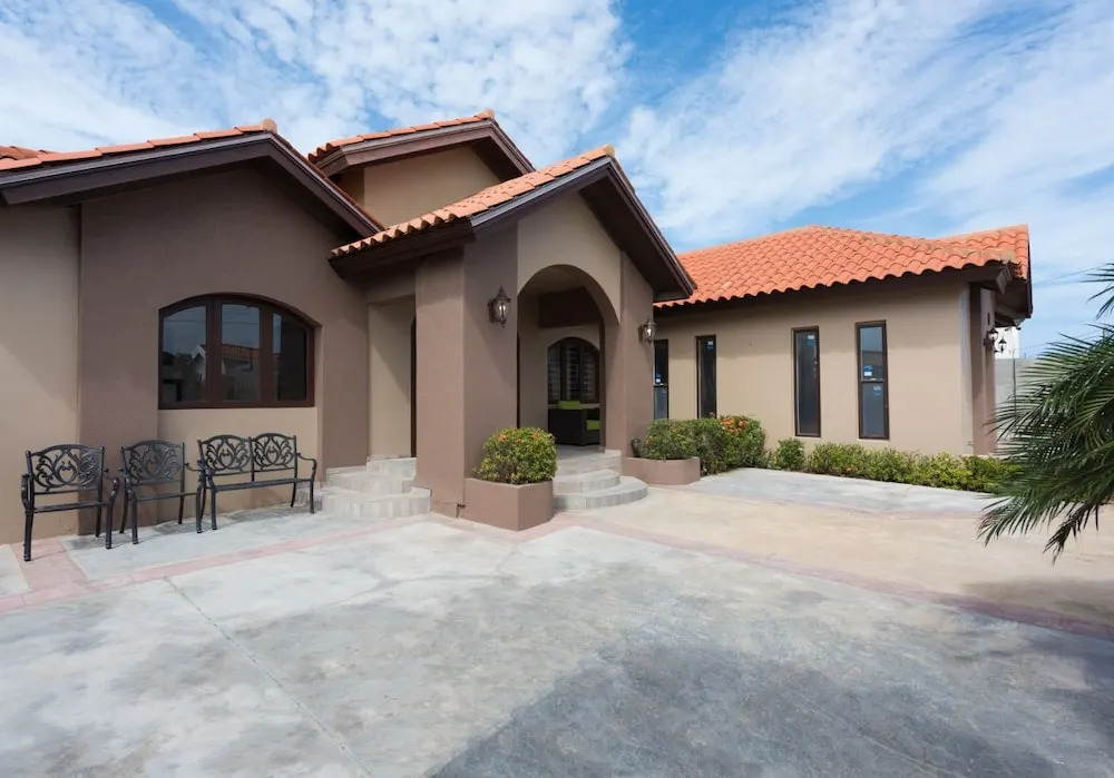 Aruba  Palm Beach House