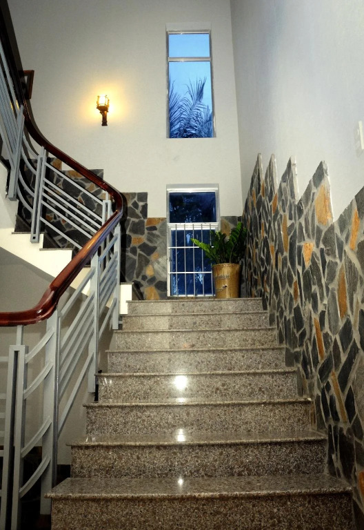 Chao Hotel