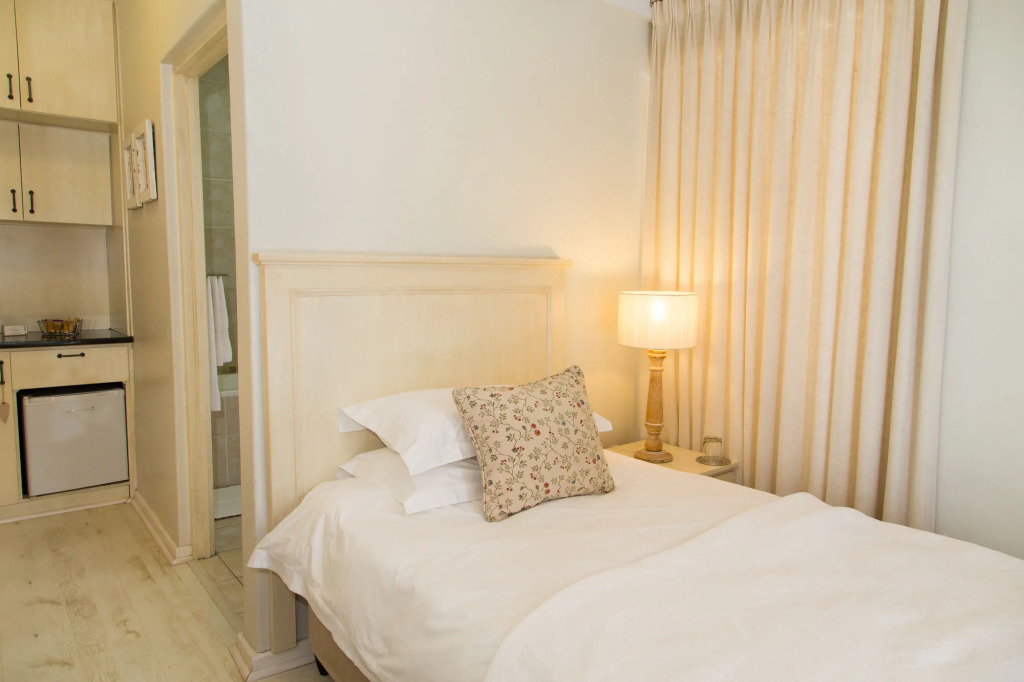 Four Palms Accommodation