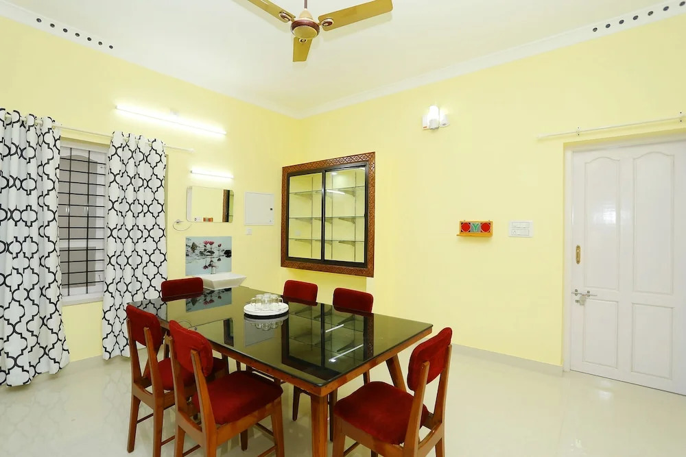 OYO Home 28030 Lively Stay