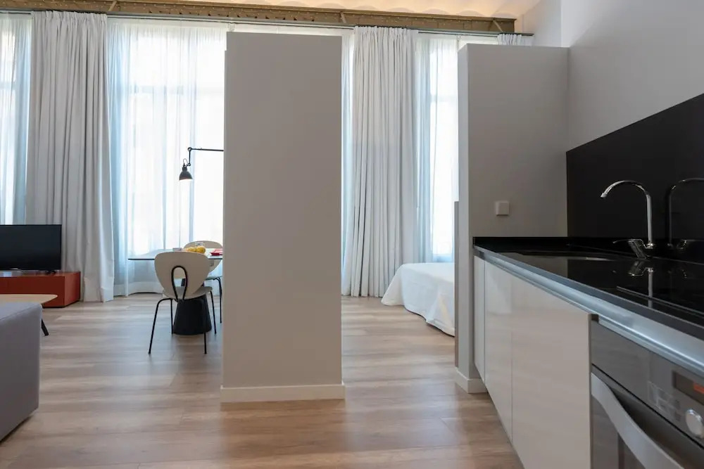 L'Aguila Suites Sagrera