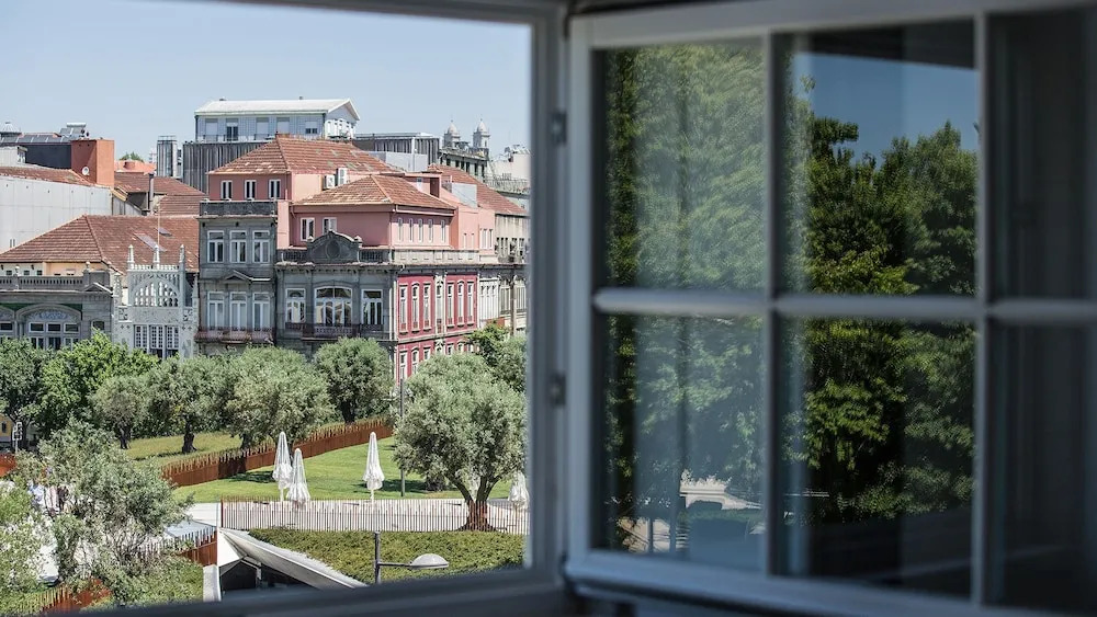 Tripas-Coração, Clérigos Apartment