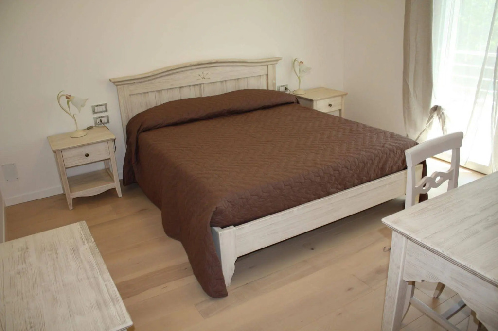 Elis Rooms