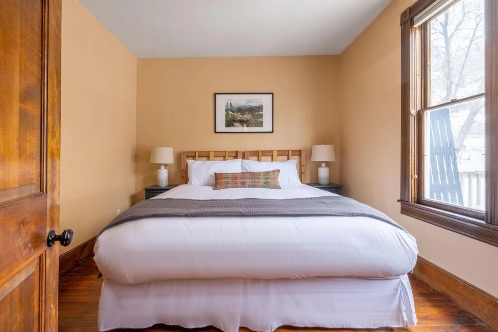 Raddon - Park City Retreat w Hot Tub & Balcony