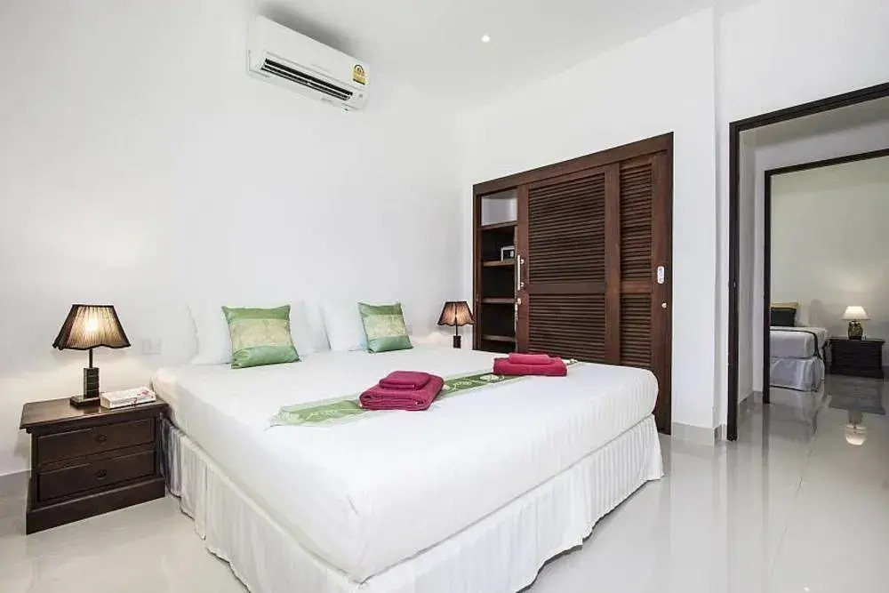 Baan Maenam Villa No 3 3 Beds