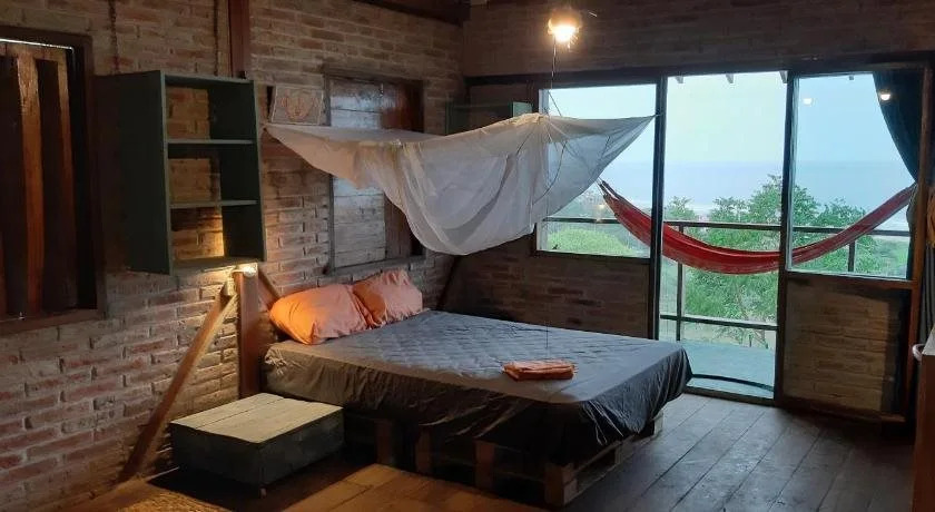 Punto Verde Ecological house