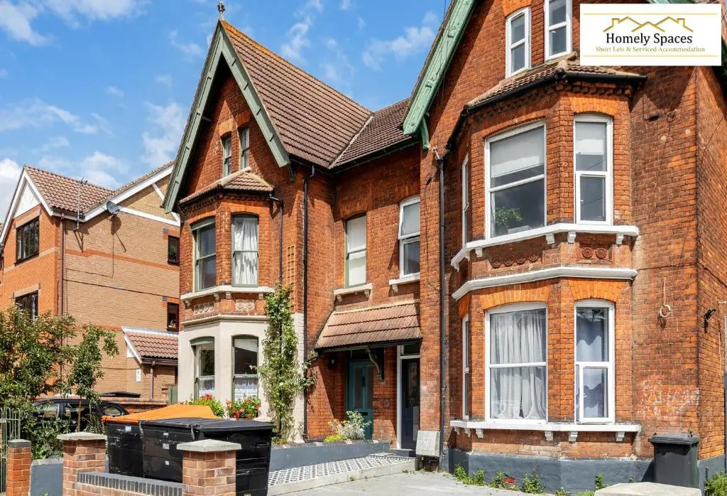 The Conduits - 1BR and 2BR Apartments By Homely Spaces Short Lets & Serviced Accommodation