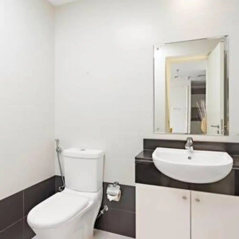 Silkhaus Modern Pad With Pool Gym Near Reem Park