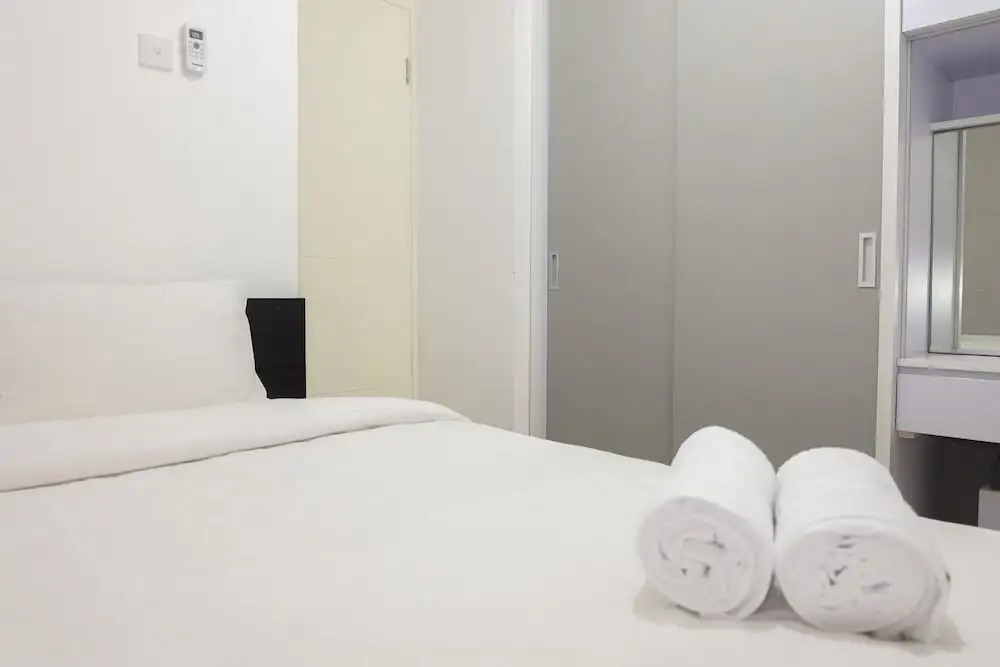 2BR for 5 Pax Bassura Apartment Next to Mall