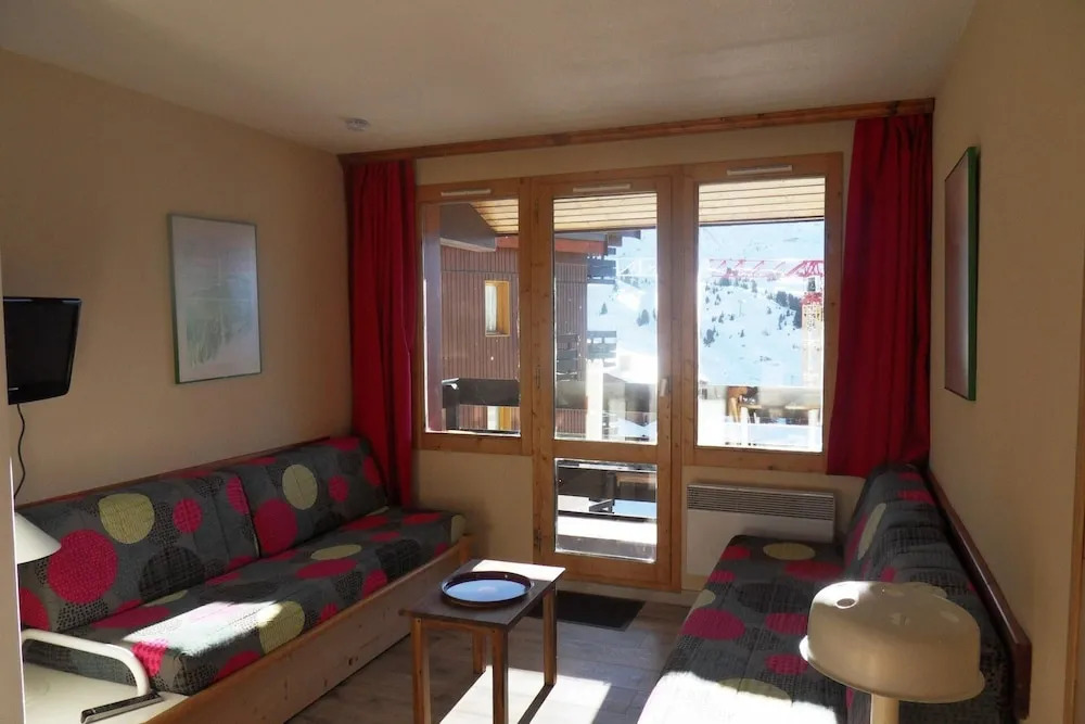 Belle Plagne Apartment for 3/4 People of 23 mÂ² on the Slopes Peg309