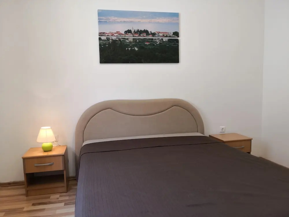 Emperor Apartment4 Star Accommodation for the Price of 3