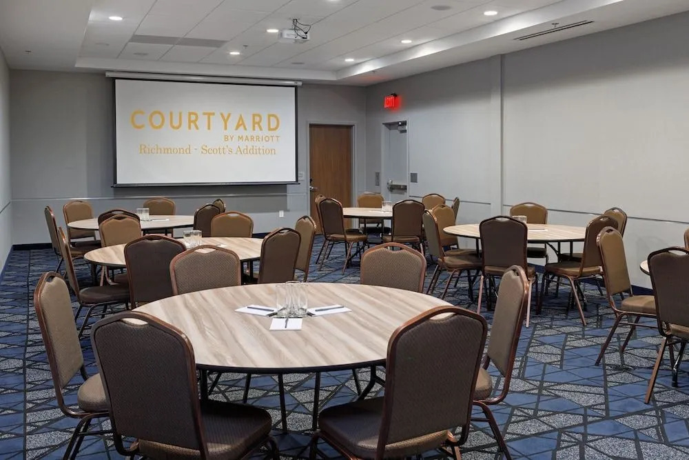 Courtyard by Marriott Richmond Scotts Addition