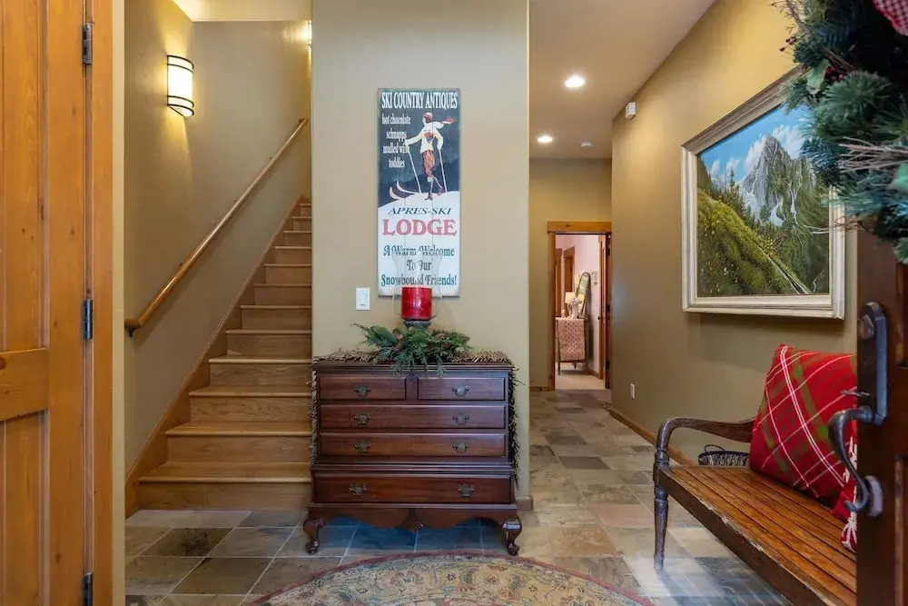 45 Thackwell Lane 4 Bedroom Townhouse by RedAwning