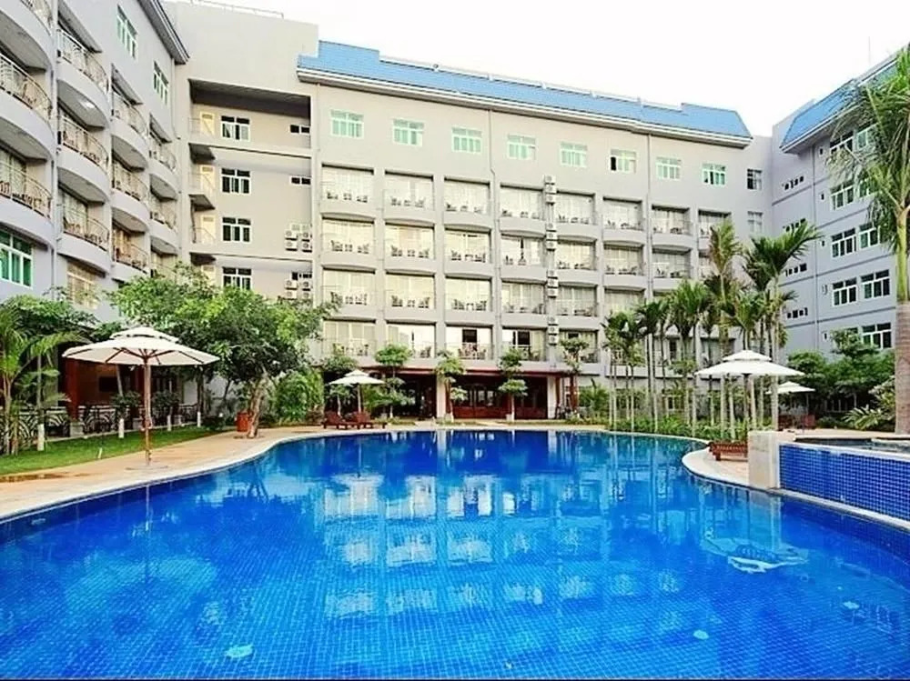 Bahama Holiday Hotel