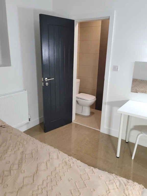 Stunning 2-bed Apartment in Manchester Built 2023