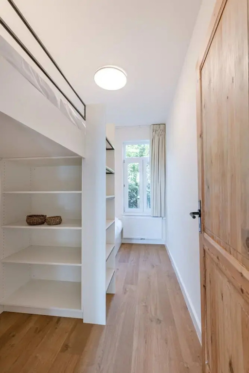 Beautiful Vacation Home Valkehuisje in Poperinge