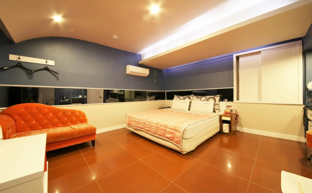 Sense Motel