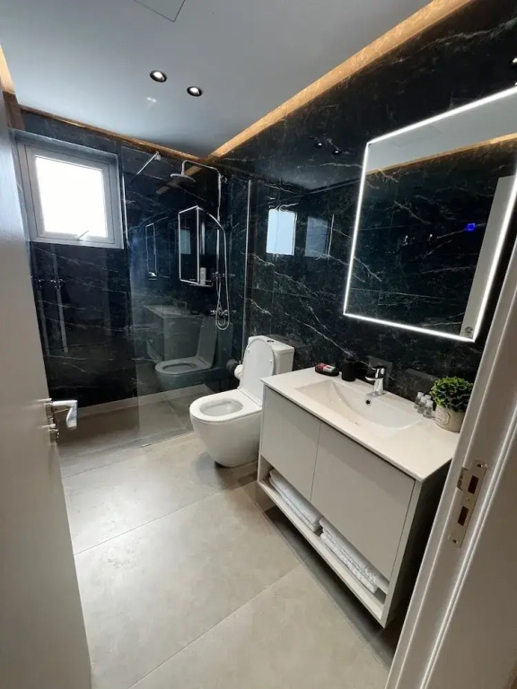Living Boutique Apartments Adults Only