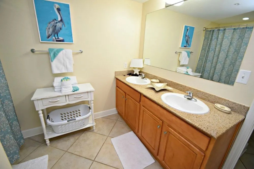 Sanibel 505 by RedAwning