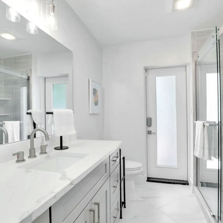 Luxury 6 000 Sqft Oasis Pool Sleeps 16