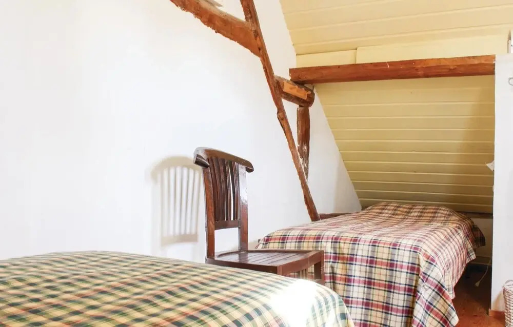 Stunning Home In Gulpen With Wifi