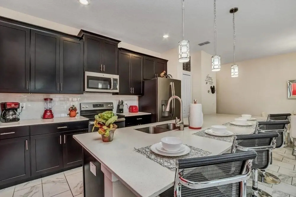 Storey Lake Amazing Resort 4 Bedroom Home! 4 Townhouse by Redawning