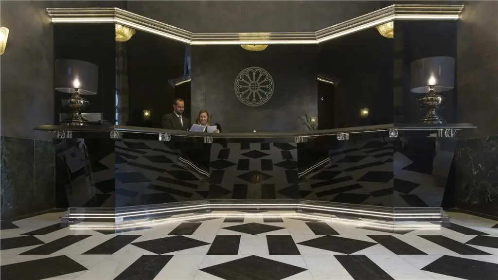 TH Roma - Carpegna Palace