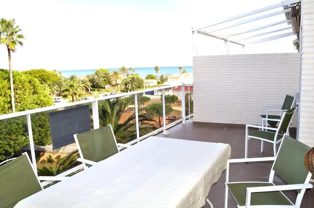 Ático 3 Dormitorios, a 100 Metros de la Playa