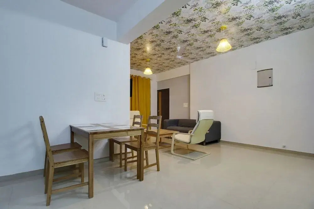Akar Heights By OYO Rooms