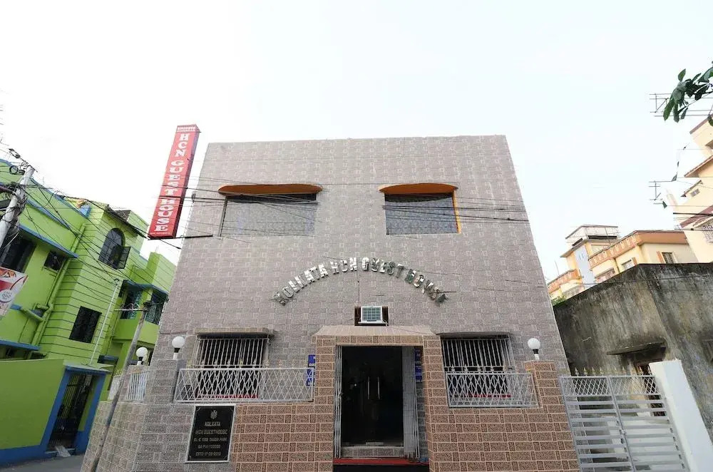 Oyo 23364 Kolkata Hcn Guest House