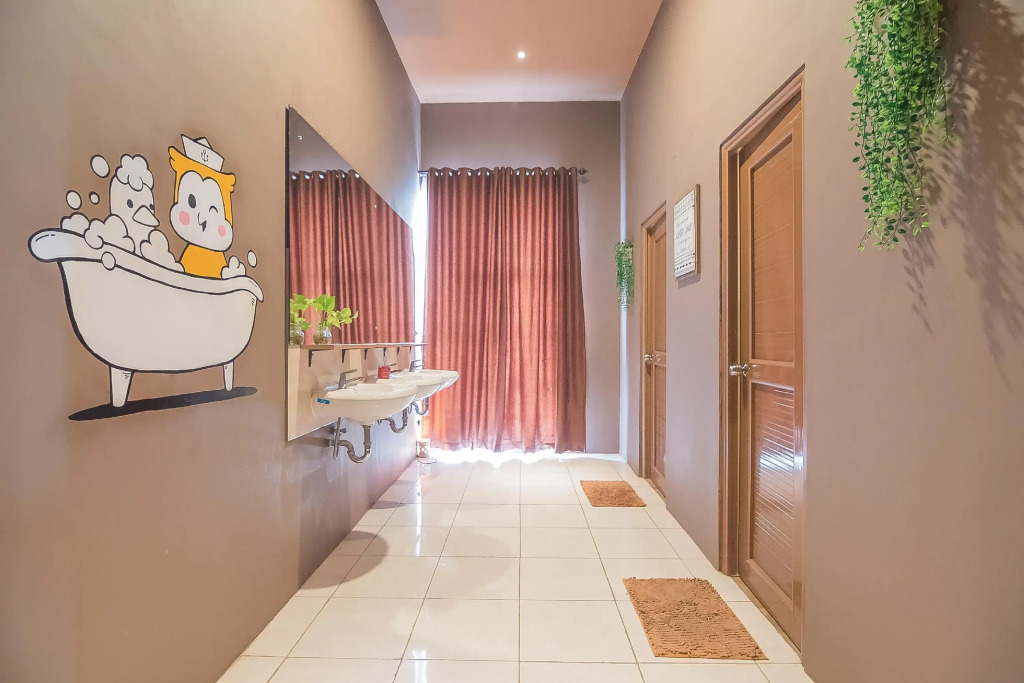 RedDoorz Hostel @ Grand Pangandaran