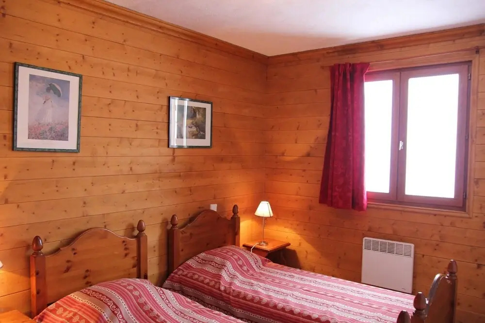 comfortable apartment with chimney Apartment 2 agence la cime