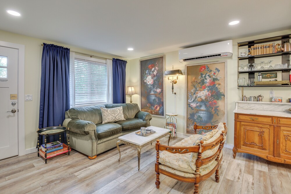 Hot Tub & Fenced Yard: Cozy Cottage Grove Home