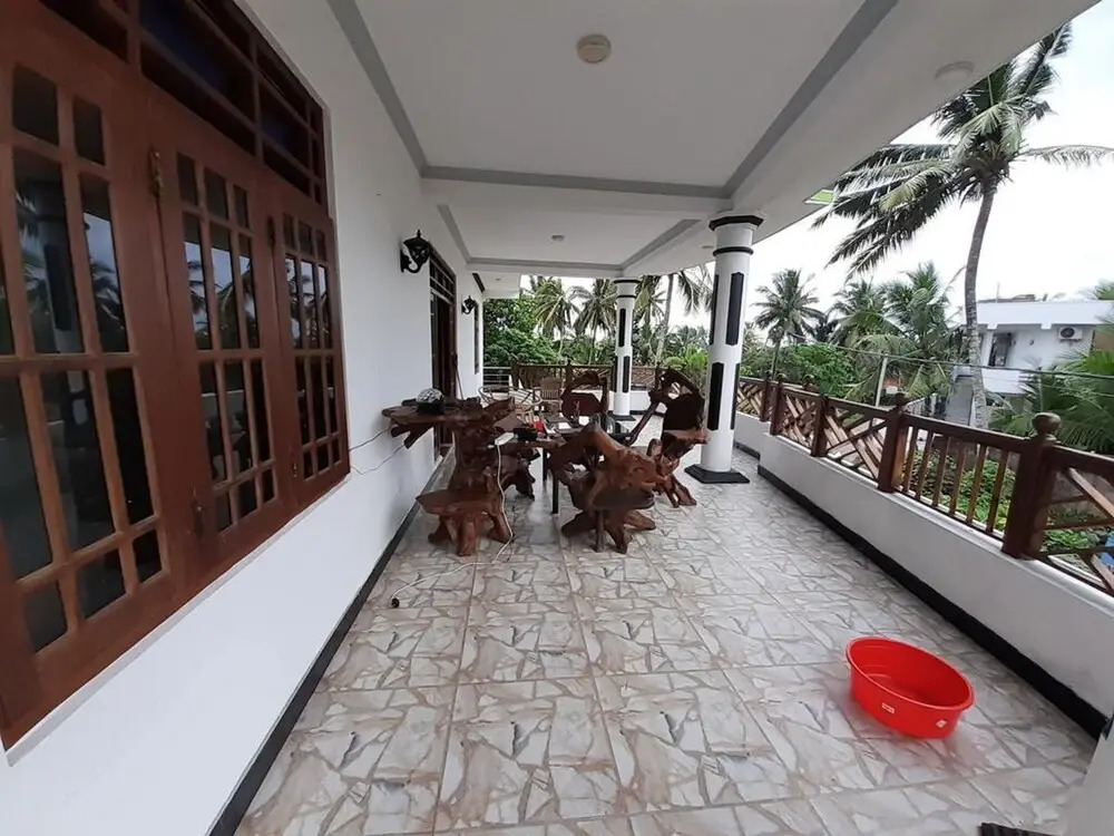 Privet Villa Lion Place in Waligama has 10 Beds Rooms With one Family Rooms