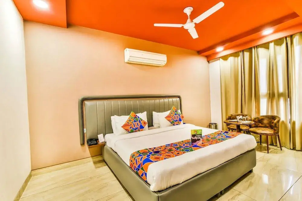 FabHotel Jass Hospitality Sector 43