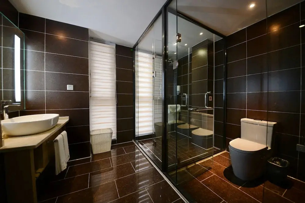 Nice Seven Days Boutique Hotel