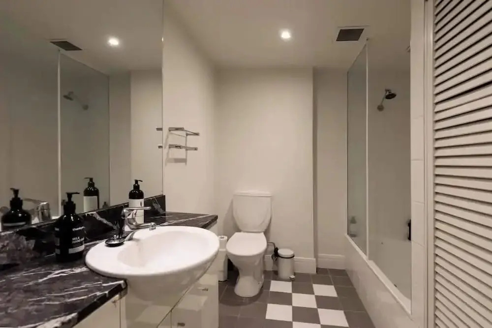 Hotel 1-bed Apartment in Beautiful South Yarra