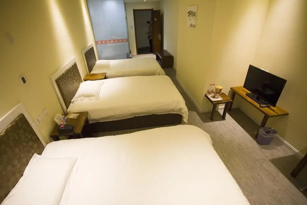 Qingdao Mei'er Xidun Theme Hotel