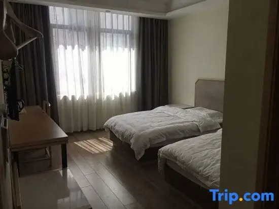 Rongfengge Homestay (Yingtan South Station)