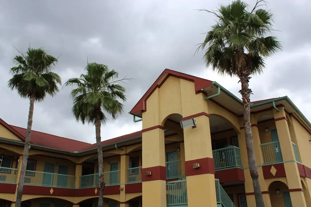 Palace Inn