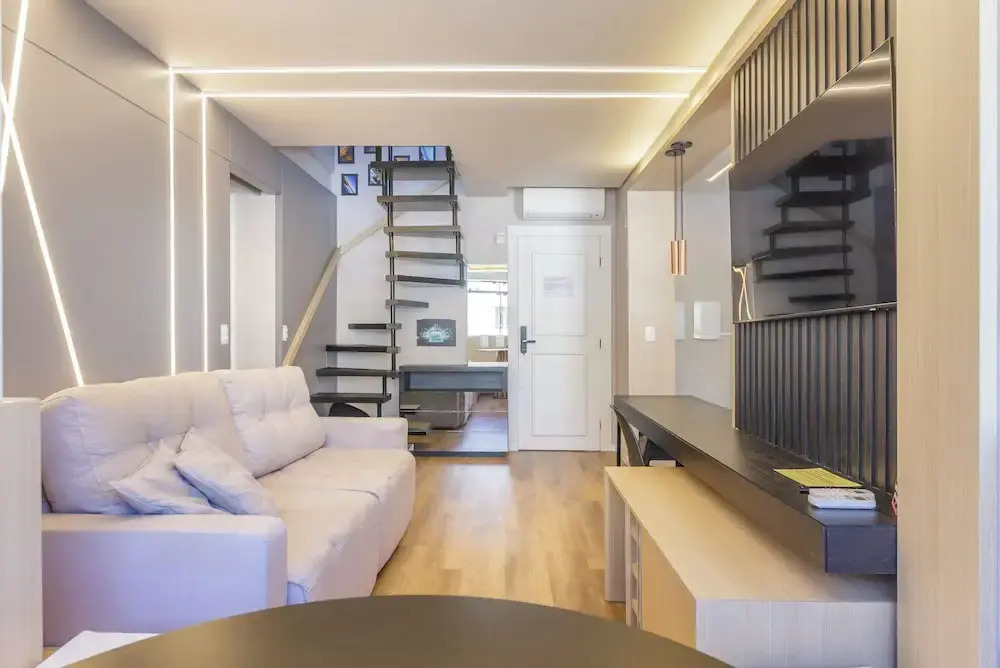 House w/ Gourmet Area, Just 10min From the sea OSH